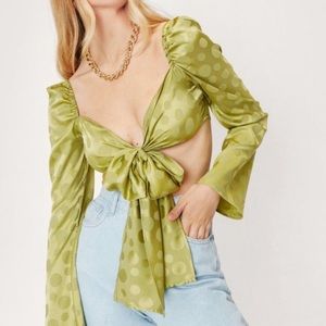 NASTY GAL SATIN TIE TOP SIZE: 2